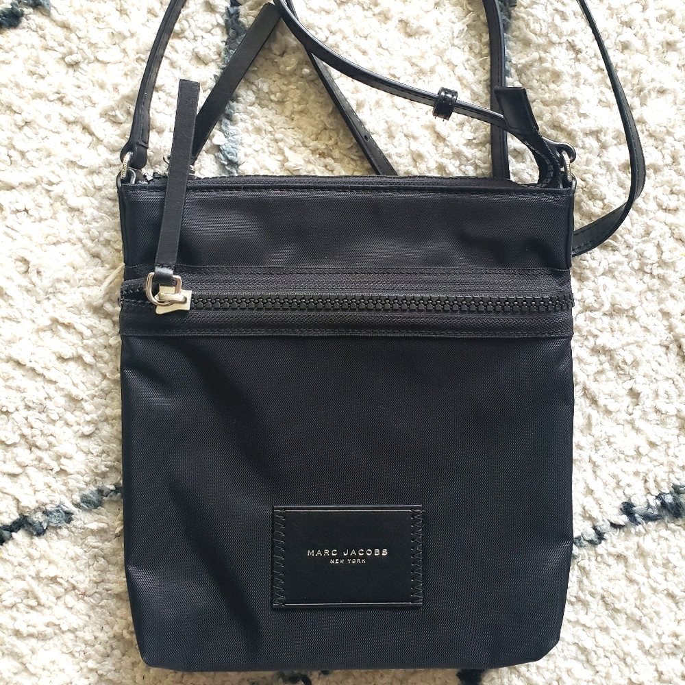 NWOT MARC JACOBS Trooper Nylon Crossbody Bag Black